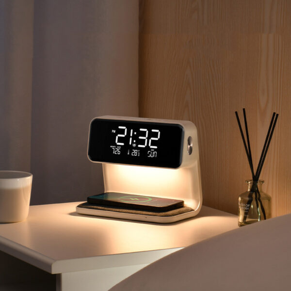 Creative 3 In 1 Bedside Lamp Wireless Charging LCD Screen Alarm Clock  Wireless Phone Charger – Bild 3