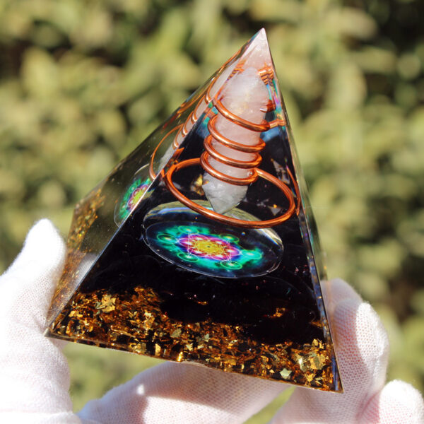 Fashion Personalized Pyramid Home Decoration – Bild 5