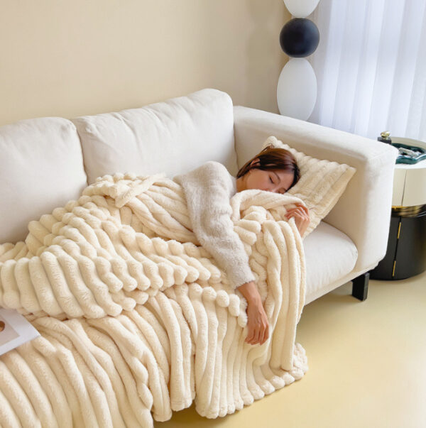 Soft Wind Bubble Velvet Blanket Warm Solid Rabbit Fur Blankets Double-sided Thickening Cover Throw Warm Fur Blanket – Bild 7