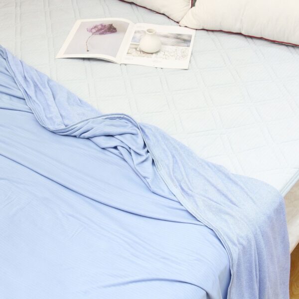 Cooling Blanket Cooling Fiber Absorb Heat Washable Cover Over Blankets Summer – Bild 9