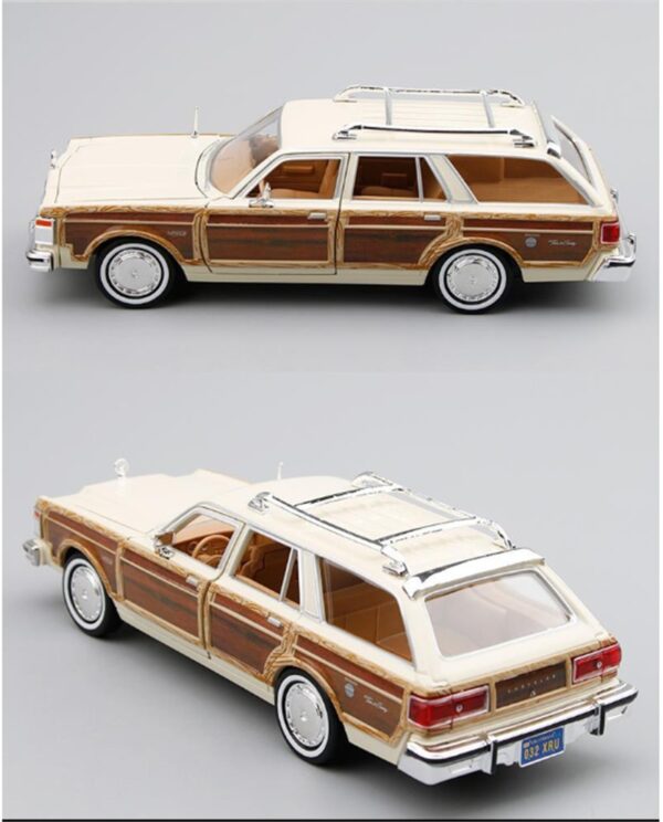 Chrysler Classic Car Alloy Simulation Small Toy Car Model – Bild 3